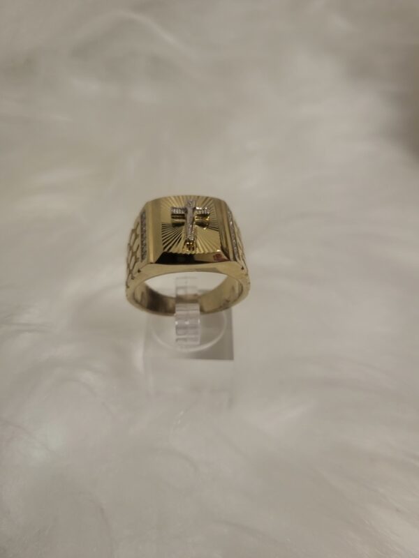 RINGS Cristo 10 k Zirconia Size 10 Weight 9.62gr - Image 2