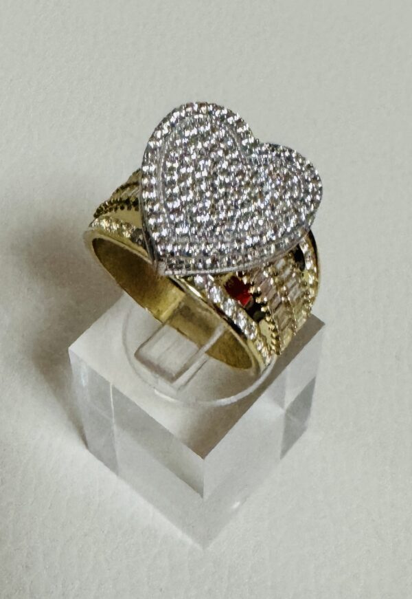 RINGS Corazon Z 10 k Zirconia Size 8 Weight 6.24 gr - Image 2