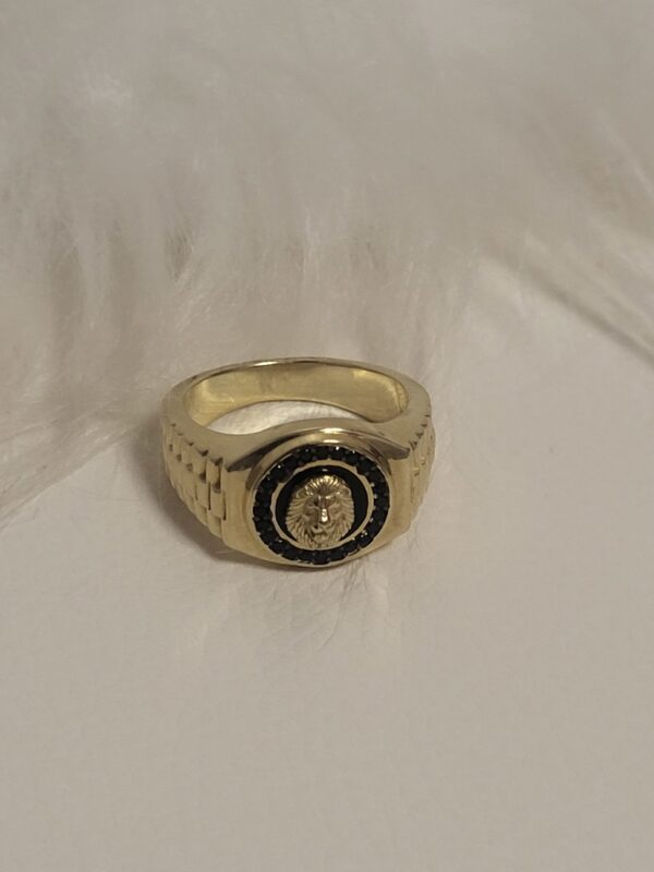 RINGS Sello Leon 10 k Zirconia Size 10 Weight 8.54 gr