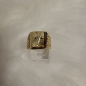 RINGS Cristo 10 k Zirconia Size 10 Weight 9.62gr